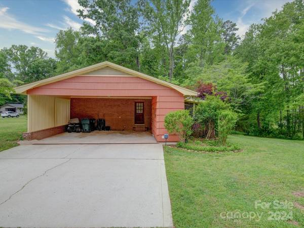 Gastonia, NC 28056,3701 Bellevue TER