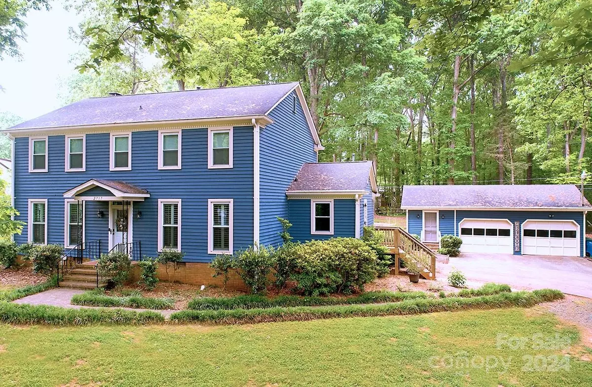 Matthews, NC 28105,2717 Connemara DR