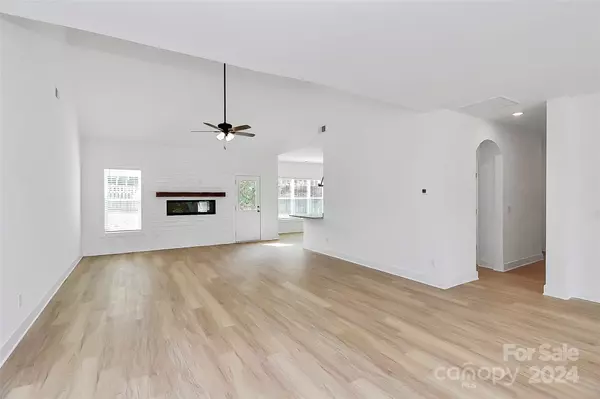 Kings Mountain, NC 28086,115 Starmount DR