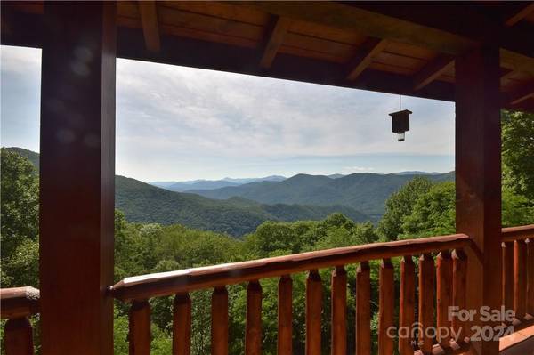 Maggie Valley, NC 28751,305 Panther DR