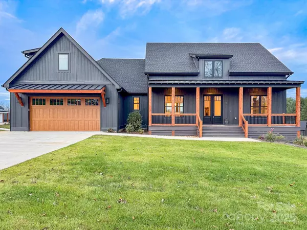 Mills River, NC 28759,17 Skylar LN