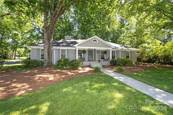 Charlotte, NC 28211,1124 Tuxedo CT