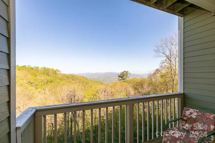 80 Stoney Falls LOOP #3/103, Burnsville, NC 28714