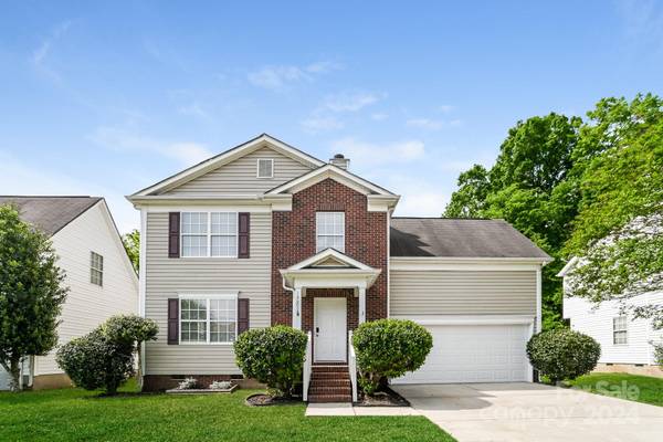 13905 Silver Dart PL, Charlotte, NC 28278