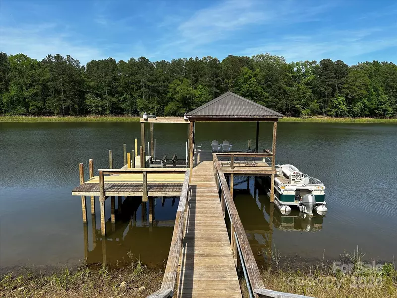 759 Retreat WAY, Ridgeway, SC 29130