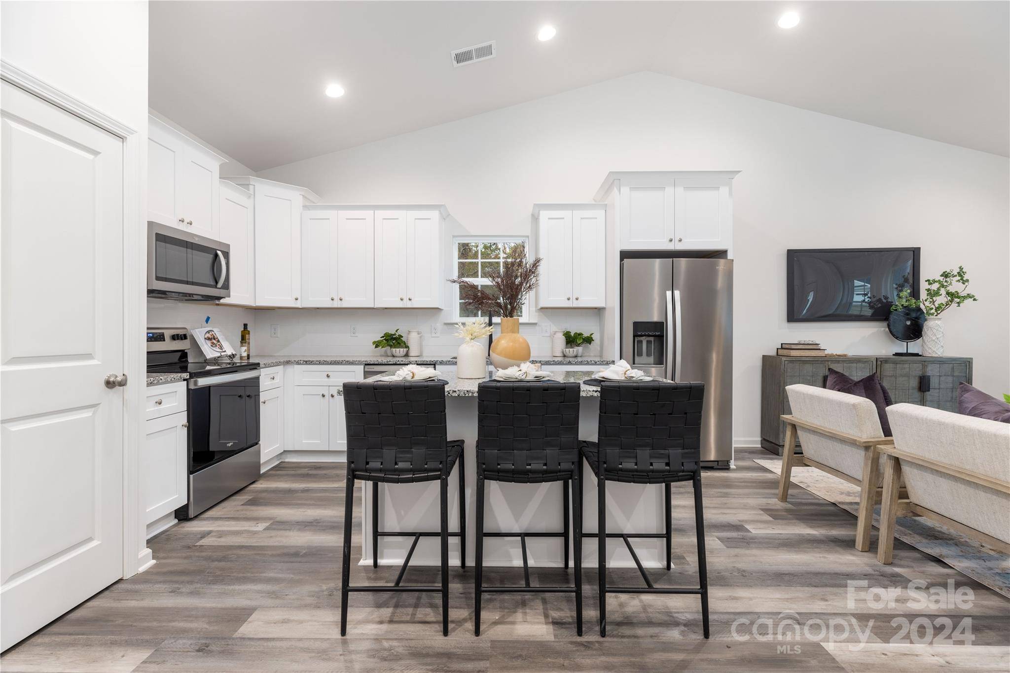 8717 Mount Holly RD, Charlotte, NC 28214