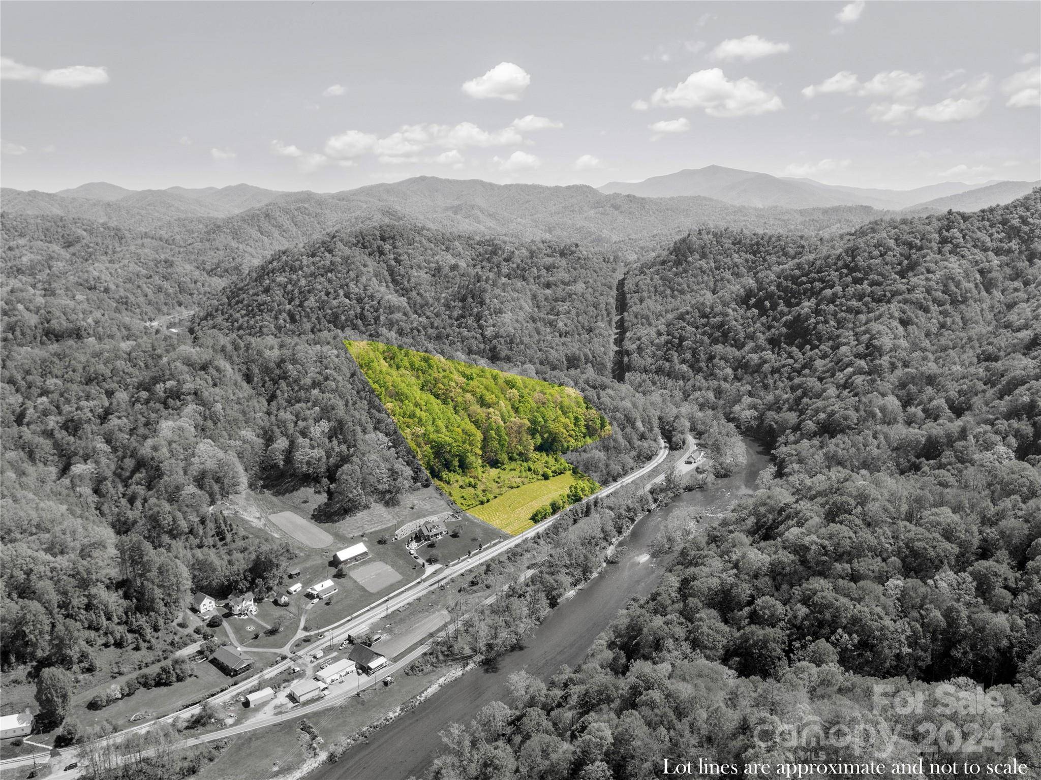 Green Mountain, NC 28740,000 Peterson LN