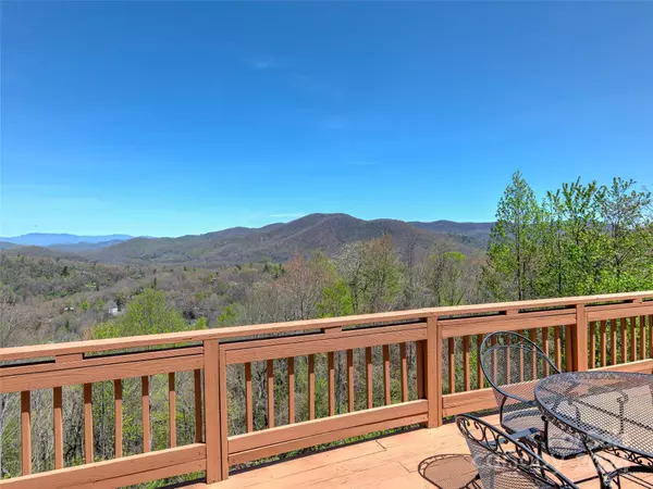 Burnsville, NC 28714,508 Overlook DR #Pisgah 2