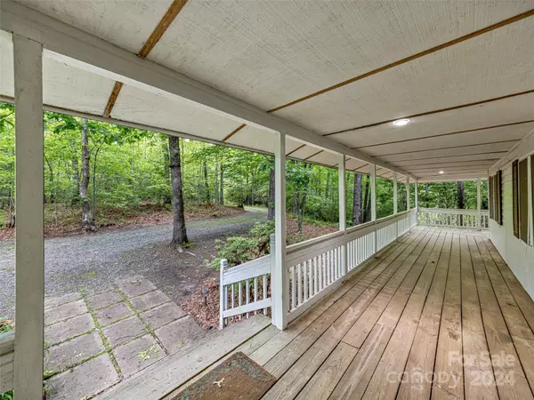 Pisgah Forest, NC 28768,234 Lobdell RD