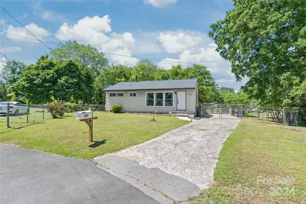 Gastonia, NC 28054,207 Kirkwood CIR
