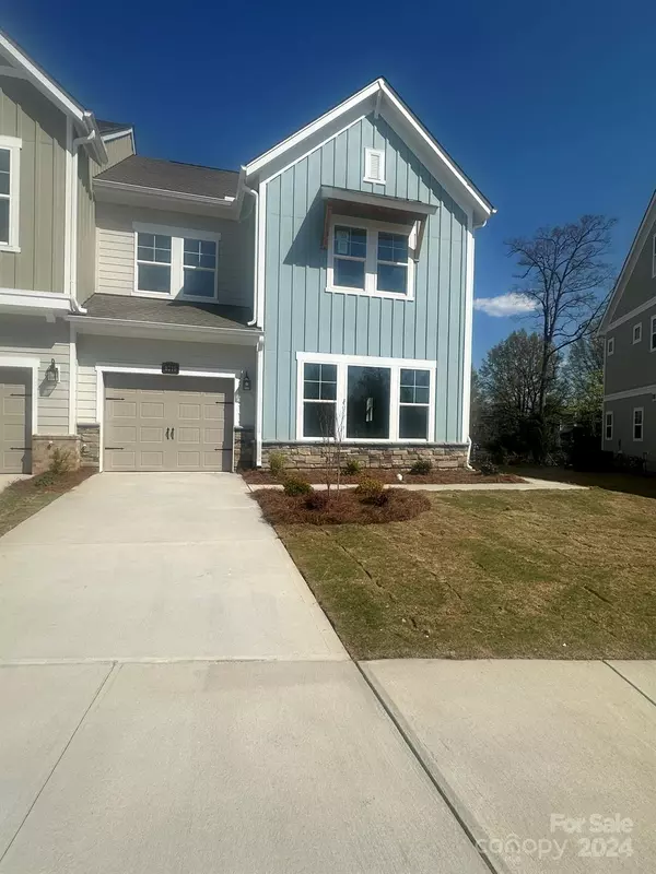 8215 Houser ST #28, Cornelius, NC 28031