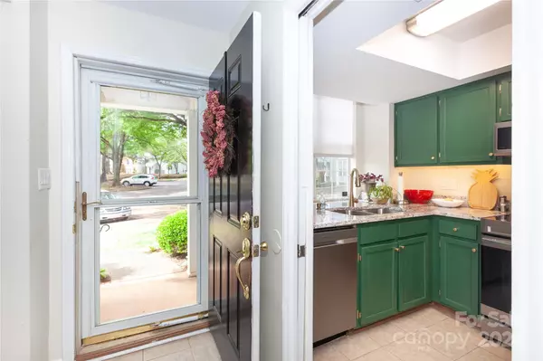 Charlotte, NC 28212,5303 Amity Springs DR