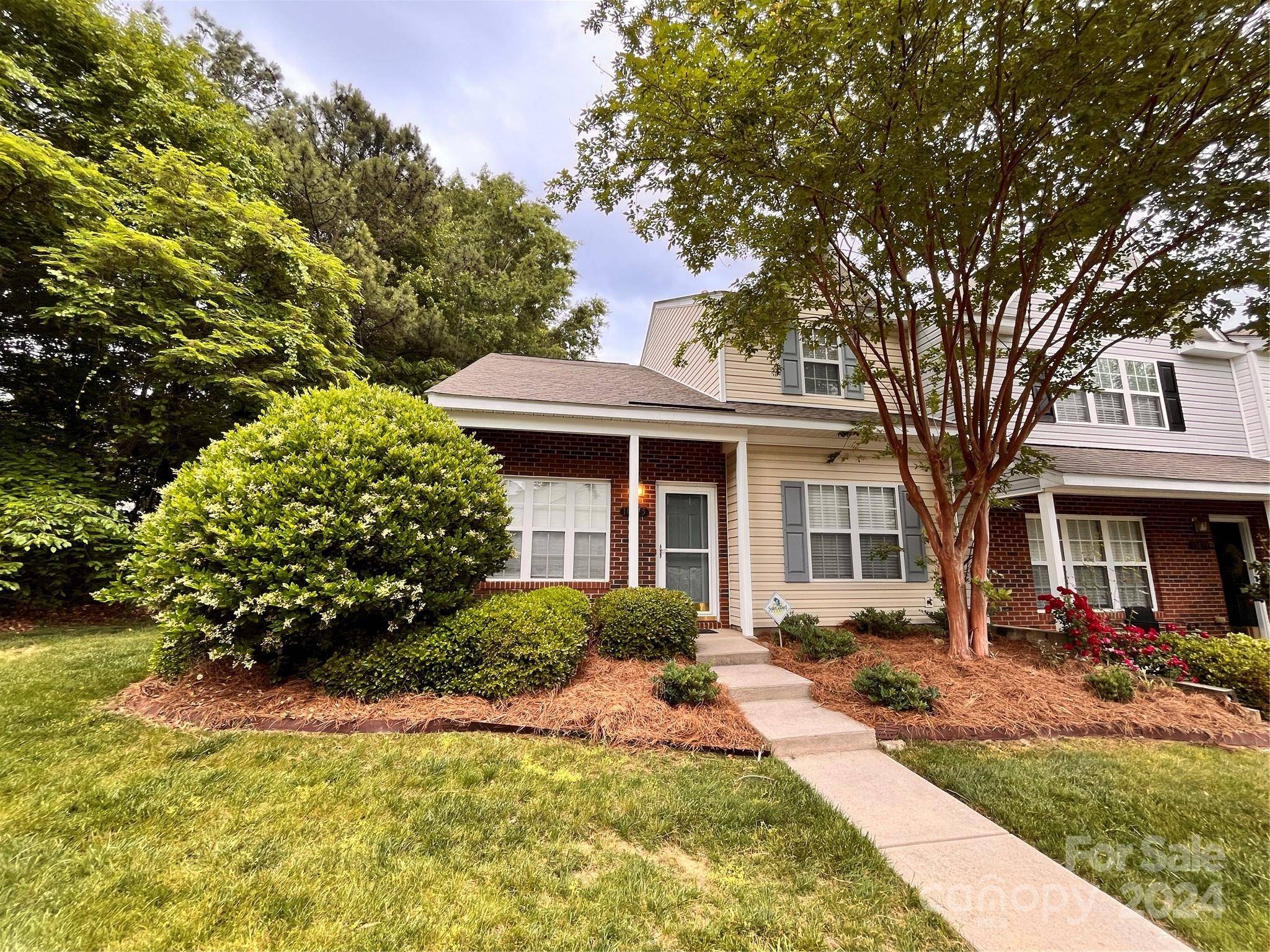 10875 Holly Ridge BLVD, Charlotte, NC 28216