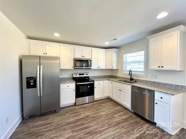 Conover, NC 28613,699 3rd ST SE