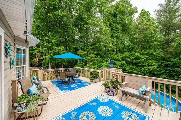 Lenoir, NC 28645,406 Tomlinson CT