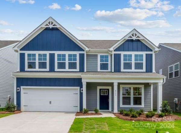 8598 Acadia Pkwy,  Sherrills Ford,  NC 28673