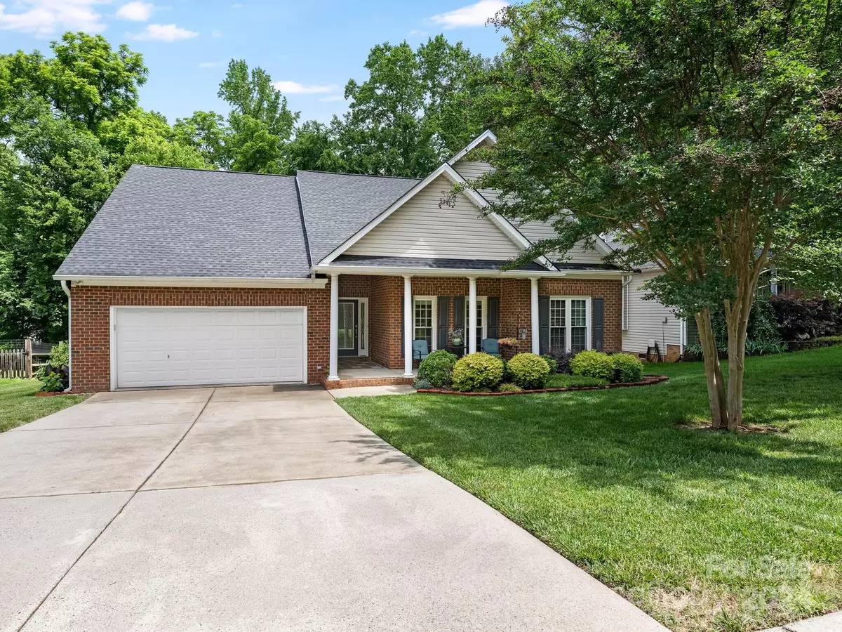 Huntersville, NC 28078,17324 Cambridge Grove DR