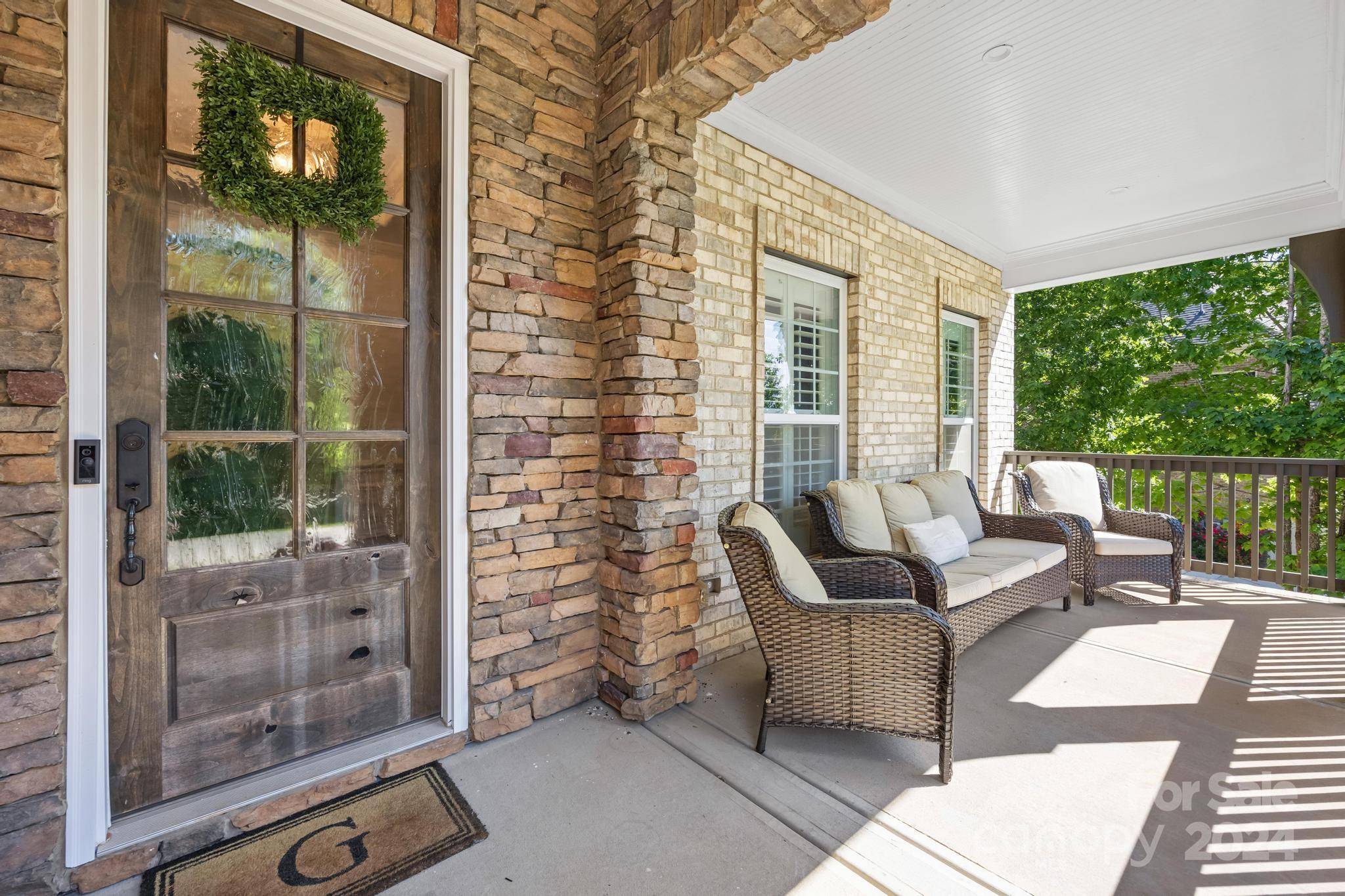 Davidson, NC 28036,233 Walking Horse TRL