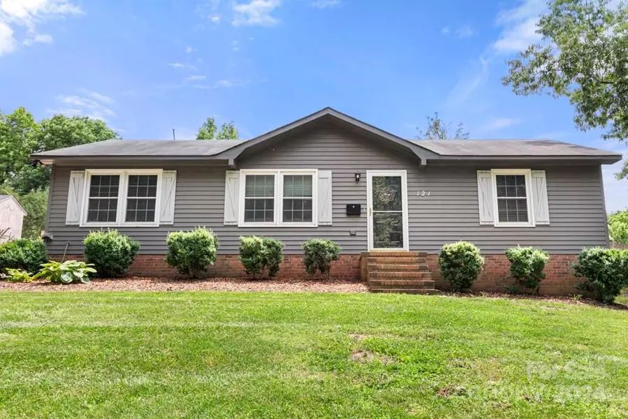 121 Yorktowne ST, Fort Mill, SC 29715