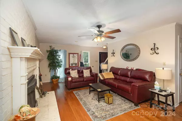 York, SC 29745,1200 Rabbit Run RD
