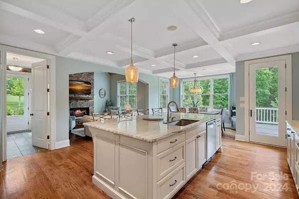 Mooresville, NC 28117,113 Silver Lake TRL