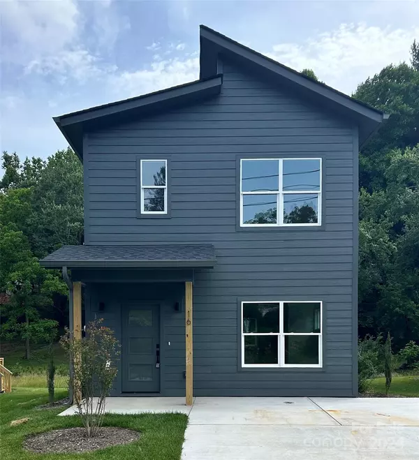 16 Cub RD, Asheville, NC 28806