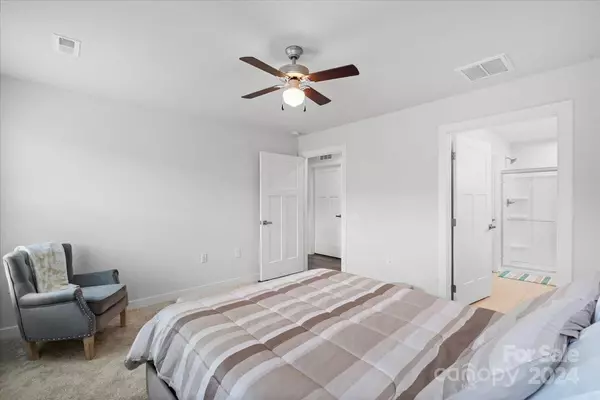 599 Grandiflora AVE #129 Lancaster, SC 29720