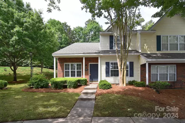 17005 Turning Stick CT, Charlotte, NC 28213