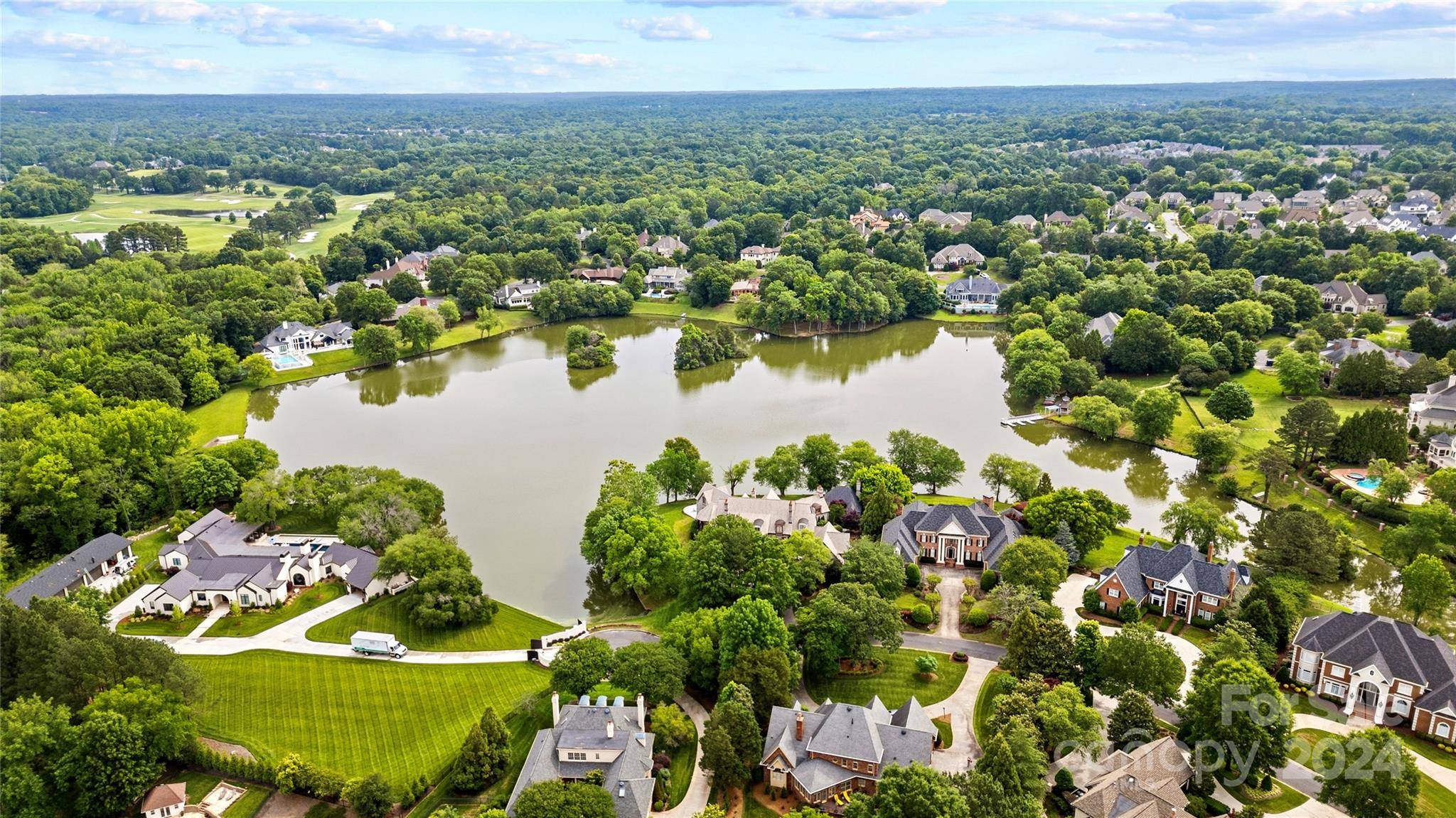 Charlotte, NC 28226,6009 Old Well House RD
