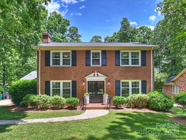 6101 Gate Post RD, Charlotte, NC 28211