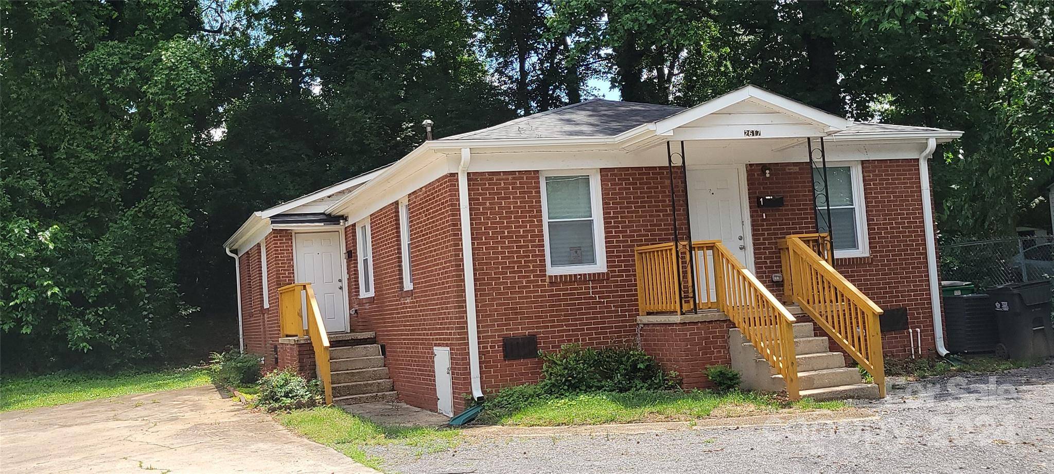 2617 Kenhill DR, Charlotte, NC 28208