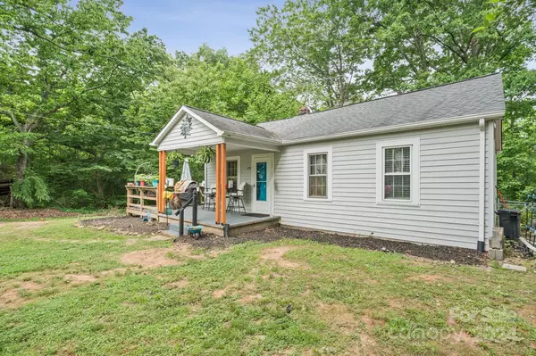 Hudson, NC 28638,2711 Ellerwood RD