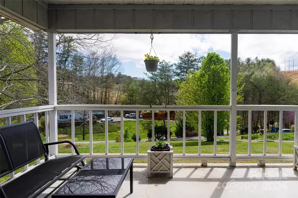 Weaverville, NC 28787,1 Melton DR