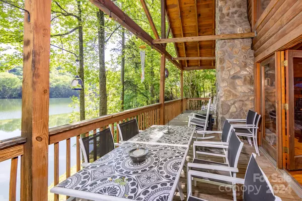 Lake Lure, NC 28746,446 Rainbow CIR