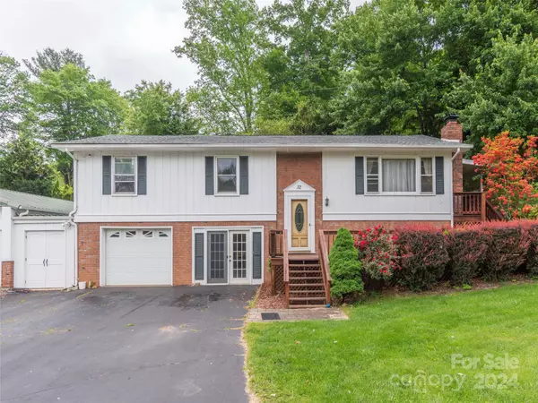 Waynesville, NC 28786,32 Fairway Hills DR