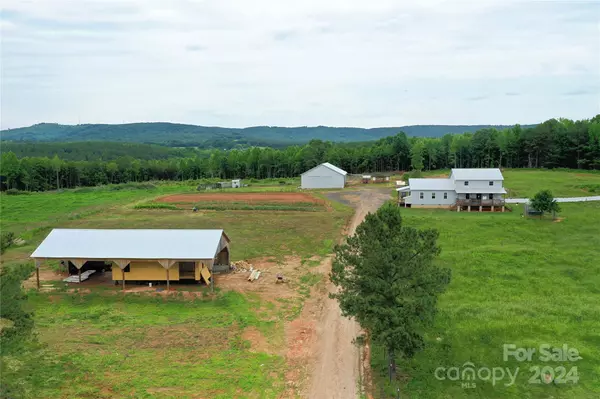 627 Dixon RD, Ellenboro, NC 28040