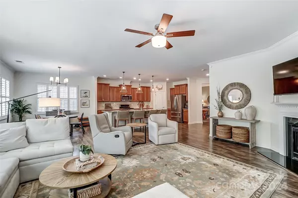 Lake Wylie, SC 29710,405 Kentmere LN