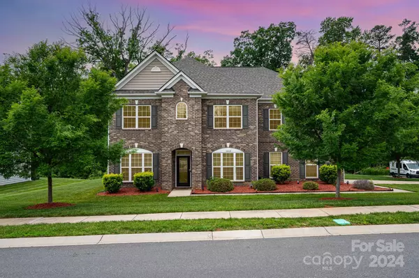 Charlotte, NC 28269,3002 Amesbury Hill DR