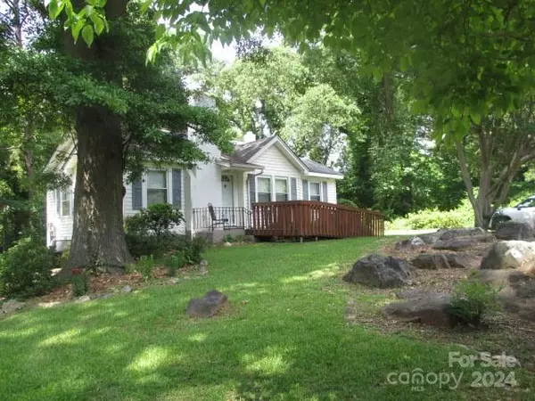 1806 Hemlock AVE, Gastonia, NC 28054