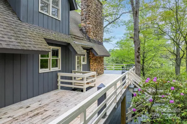 Newland, NC 28657,446 Lakeview RD #42