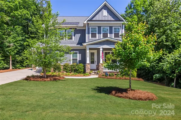 4826 Killian Crossing DR, Denver, NC 28037