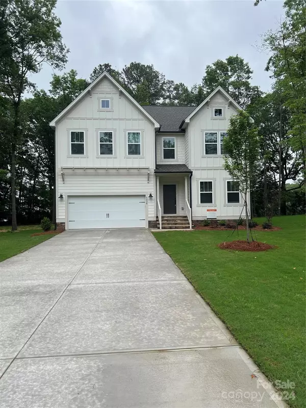 5538 Angus DR, Stanfield, NC 28163