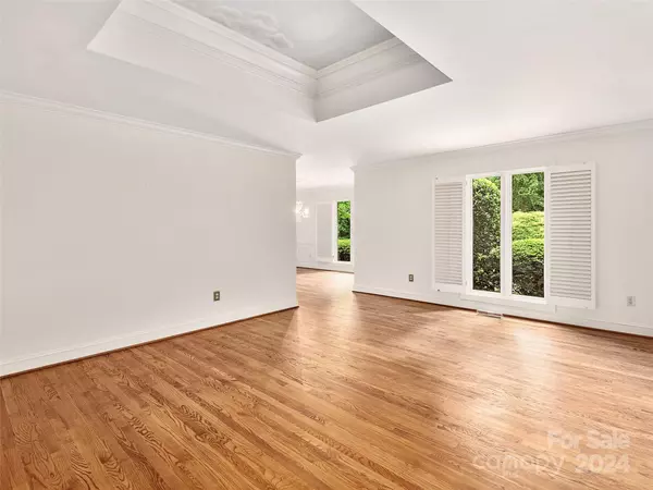 Flat Rock, NC 28731,115 Woodglen CT