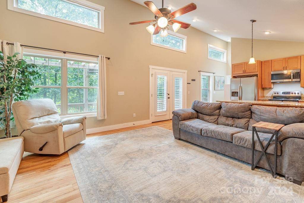 Flat Rock, NC 28731,45 Corvis LN