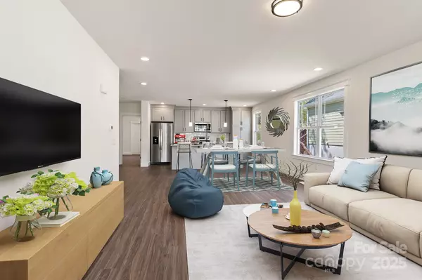 Black Mountain, NC 28711,1027 Padgett PL