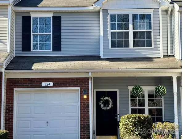 Fort Mill, SC 29715,124 Rapids RD