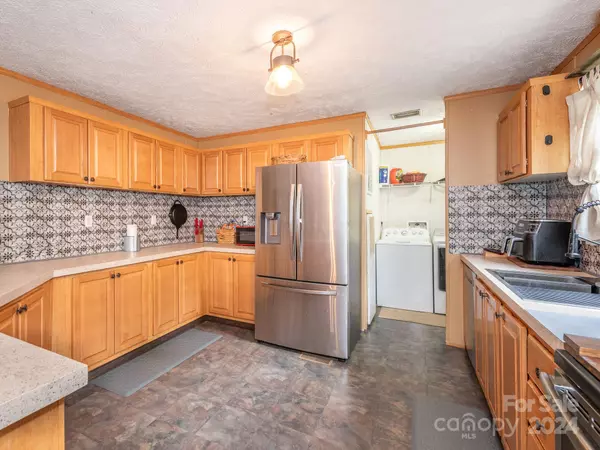 Hudson, NC 28638,3823 Cross Creek DR