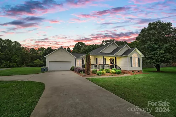 9343 Dogwood Ridge DR,  Mint Hill,  NC 28227