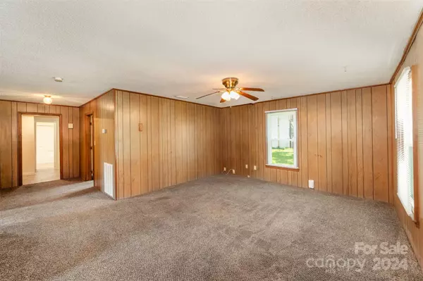 Mount Pleasant, NC 28124,1554 Barringer ST