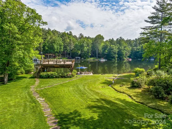 Lake Toxaway, NC 28747,1530 West Club BLVD